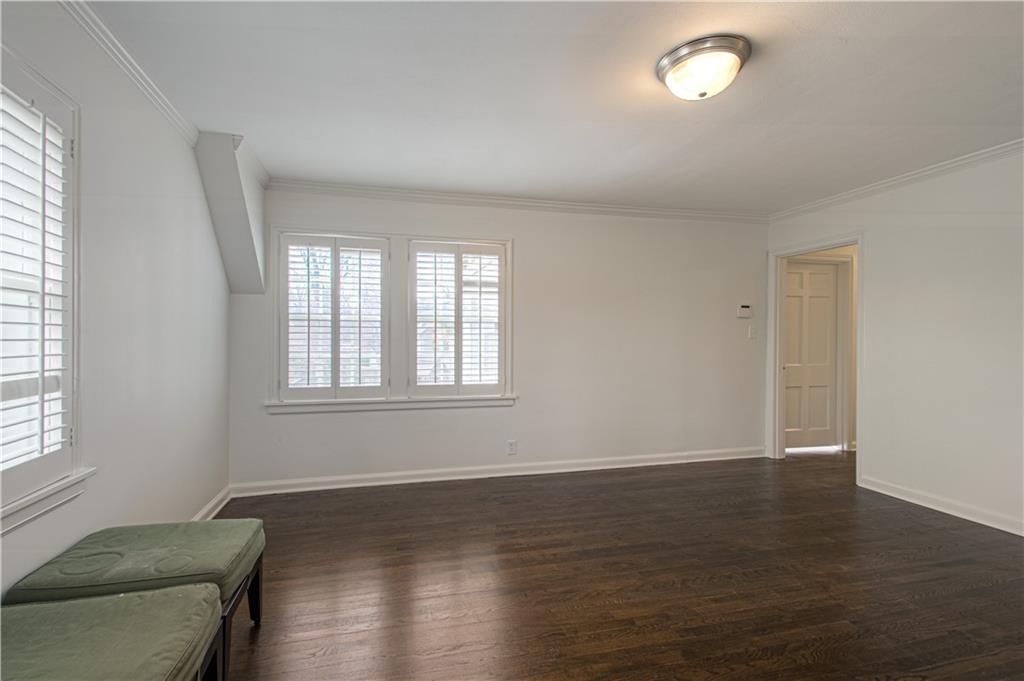 6428 Overbrook Road Ward Residential Kansas City Real Estate Agents