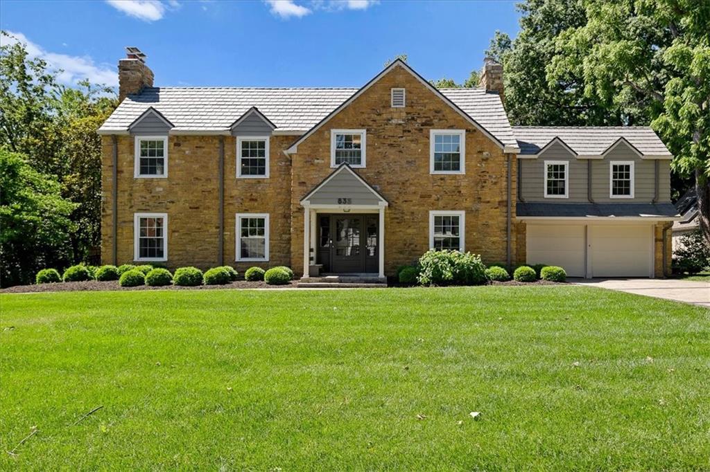 835 W 53rd Terrace