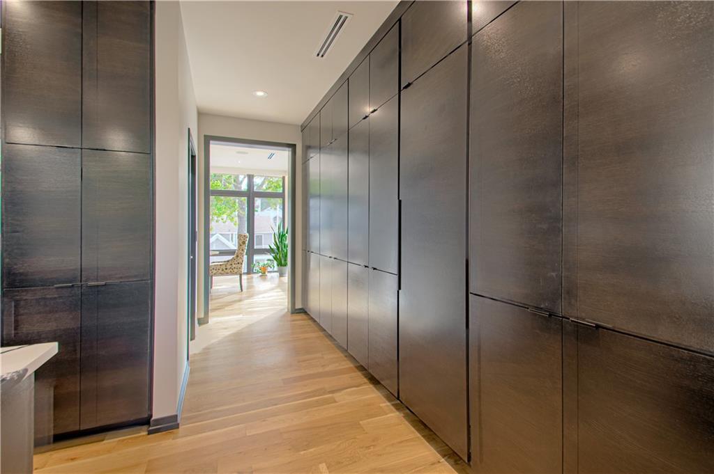 4620 Genessee Street