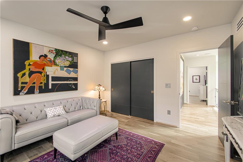 4620 Genessee Street