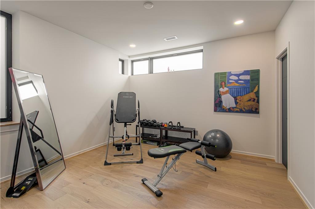 4620 Genessee Street