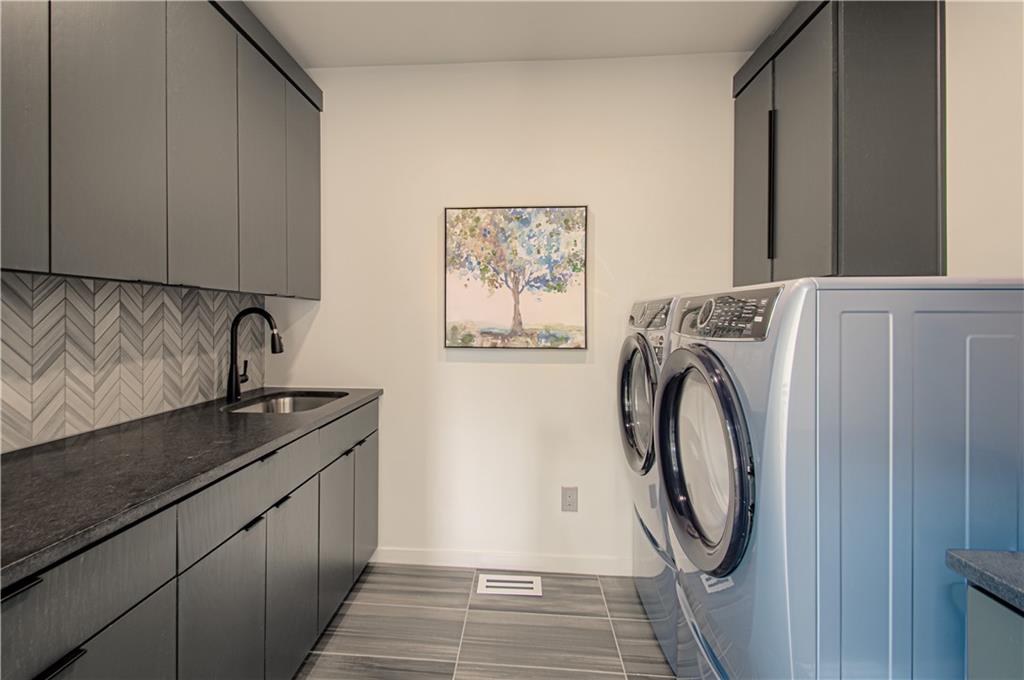 4620 Genessee Street