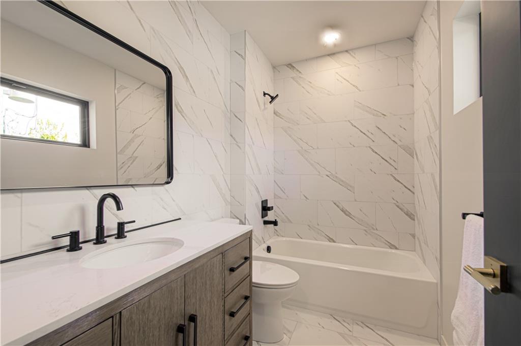 4620 Genessee Street