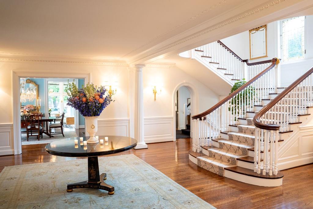 800 W 52nd Street