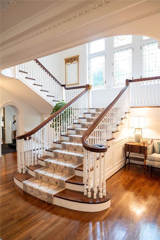 800 W 52nd Street