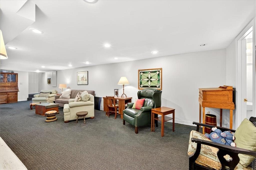 3514 W 92nd Street