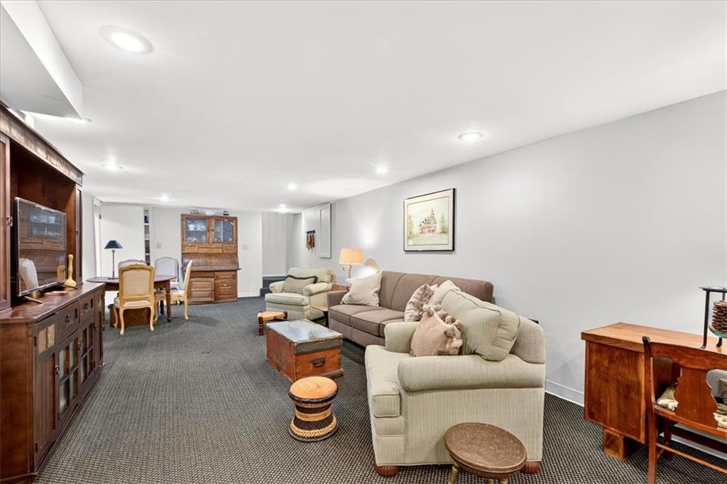 3514 W 92nd Street