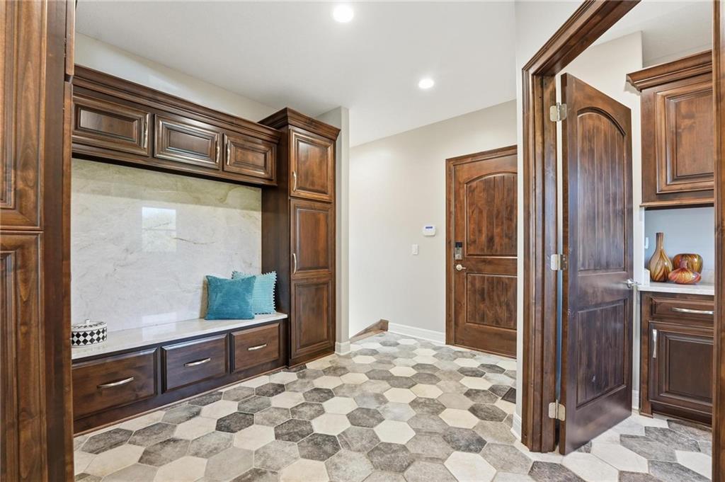 10807 NW Old Tiffany Springs Road