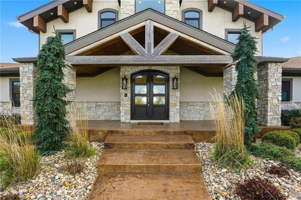 10807 NW Old Tiffany Springs Road
