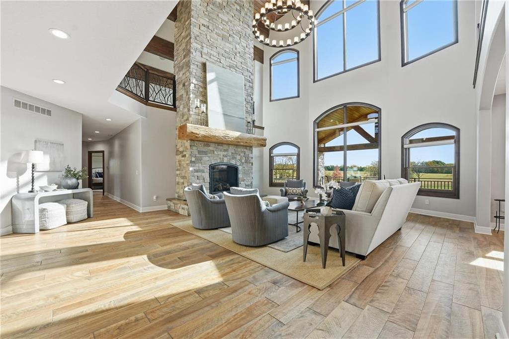 10807 NW Old Tiffany Springs Road