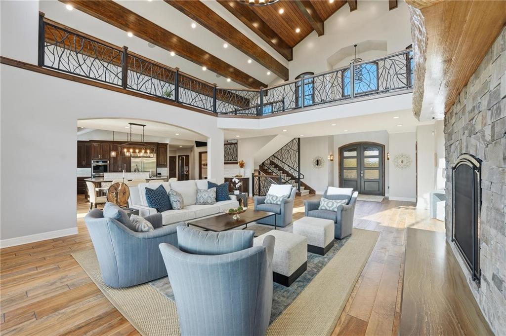 10807 NW Old Tiffany Springs Road