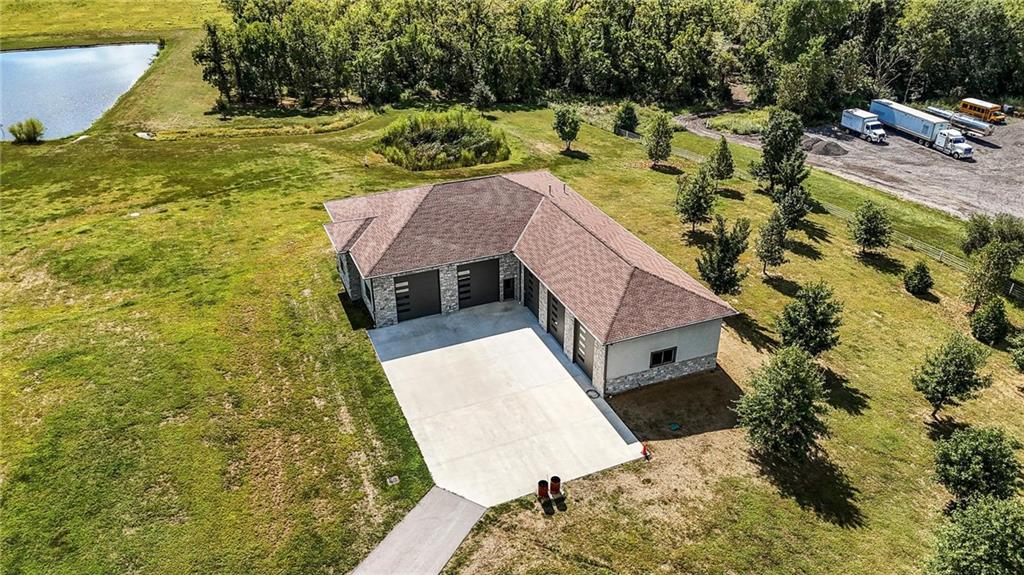 10807 NW Old Tiffany Springs Road