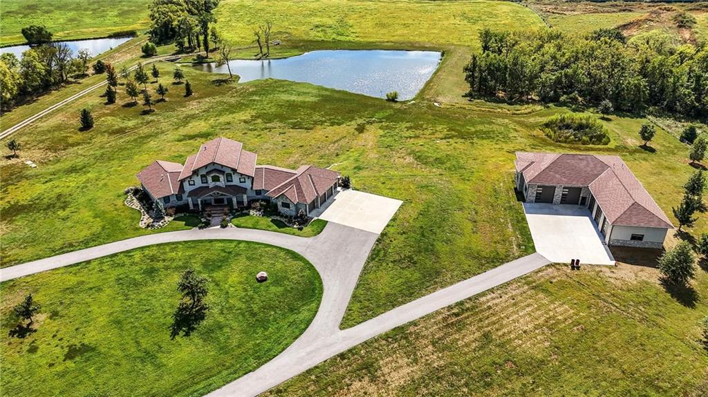 10807 NW Old Tiffany Springs Road
