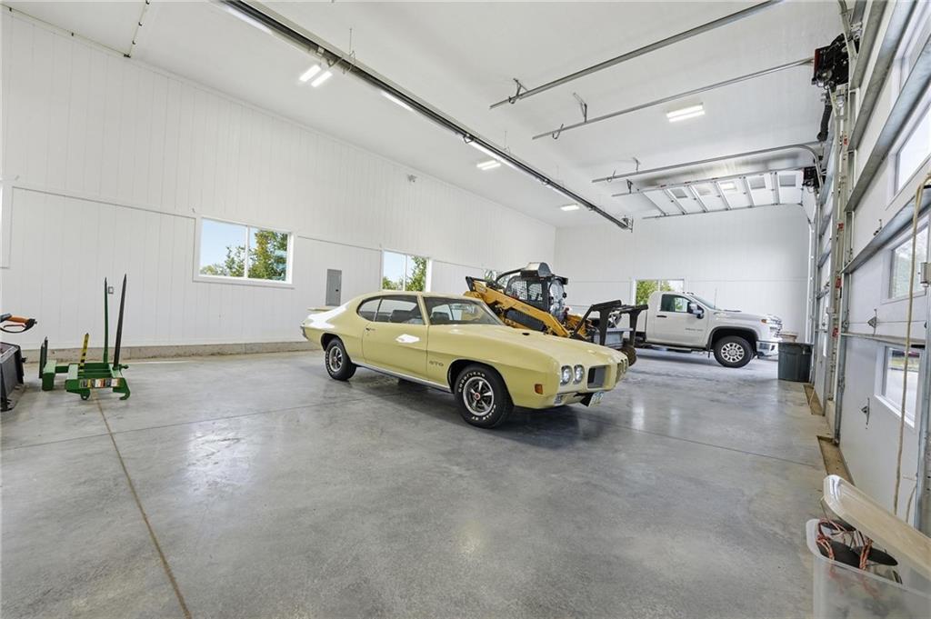 10807 NW Old Tiffany Springs Road