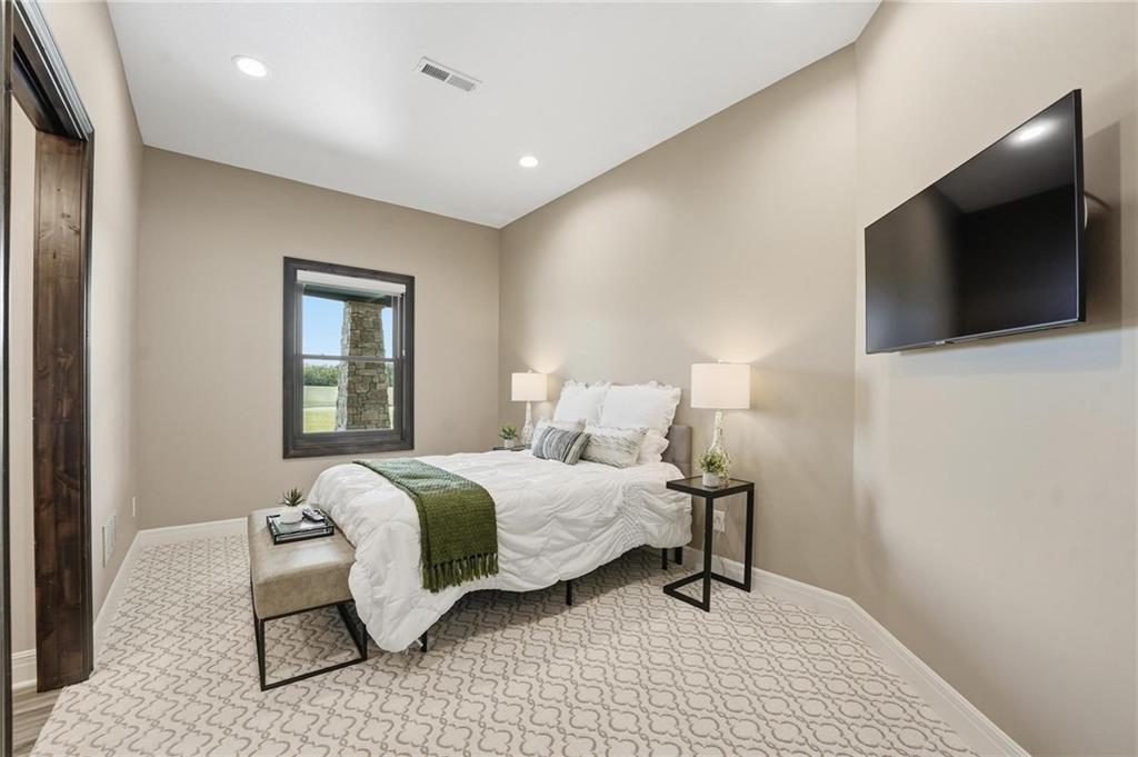 10807 NW Old Tiffany Springs Road