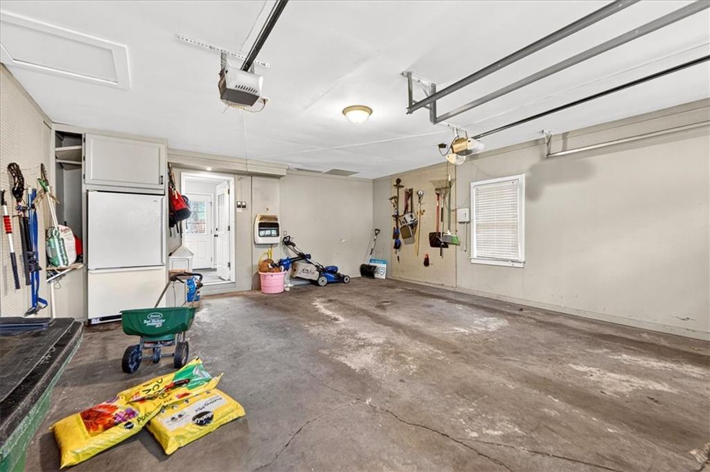 6010 Reinhardt Drive