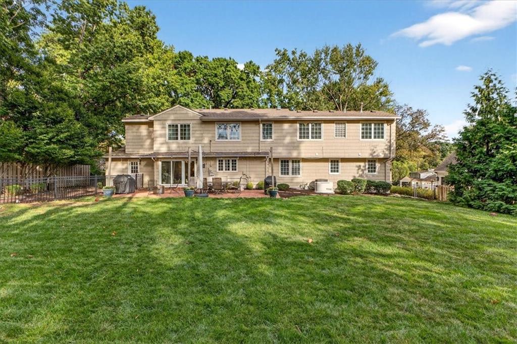 6010 Reinhardt Drive