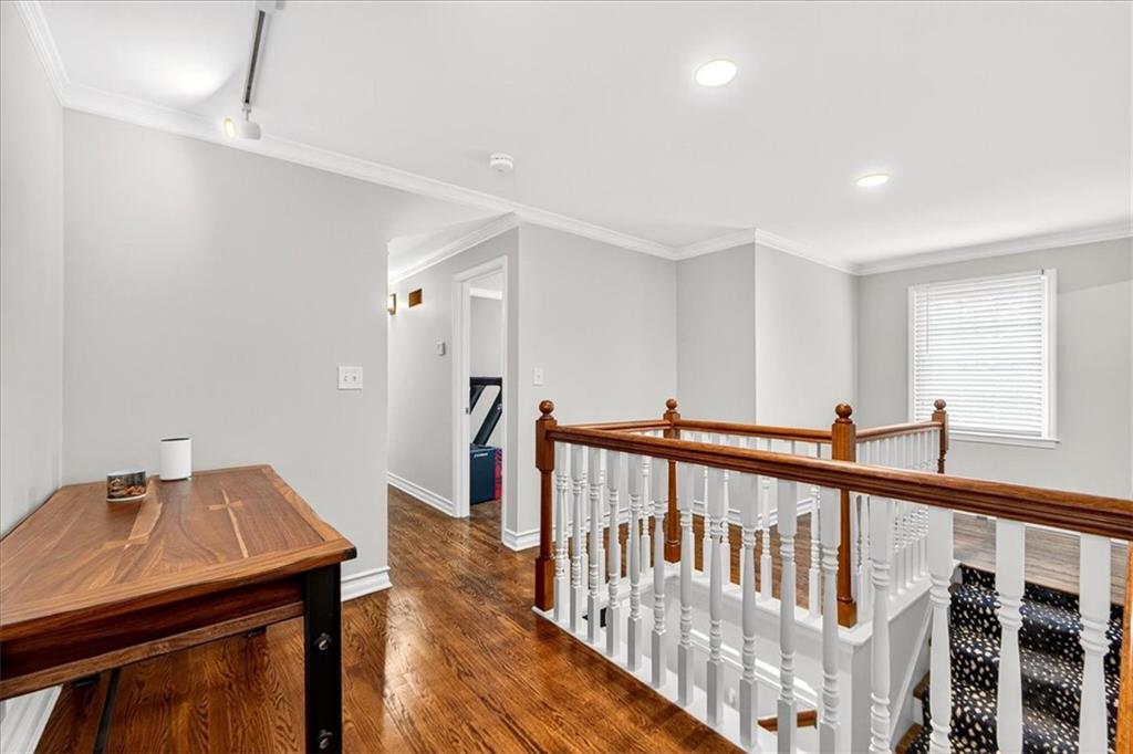 6010 Reinhardt Drive