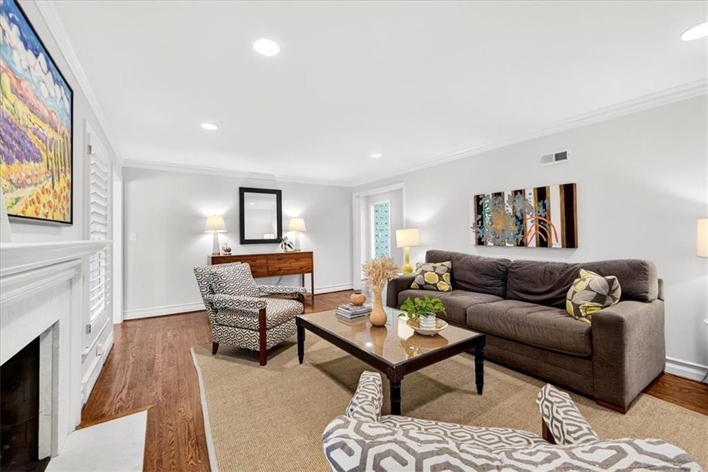6010 Reinhardt Drive