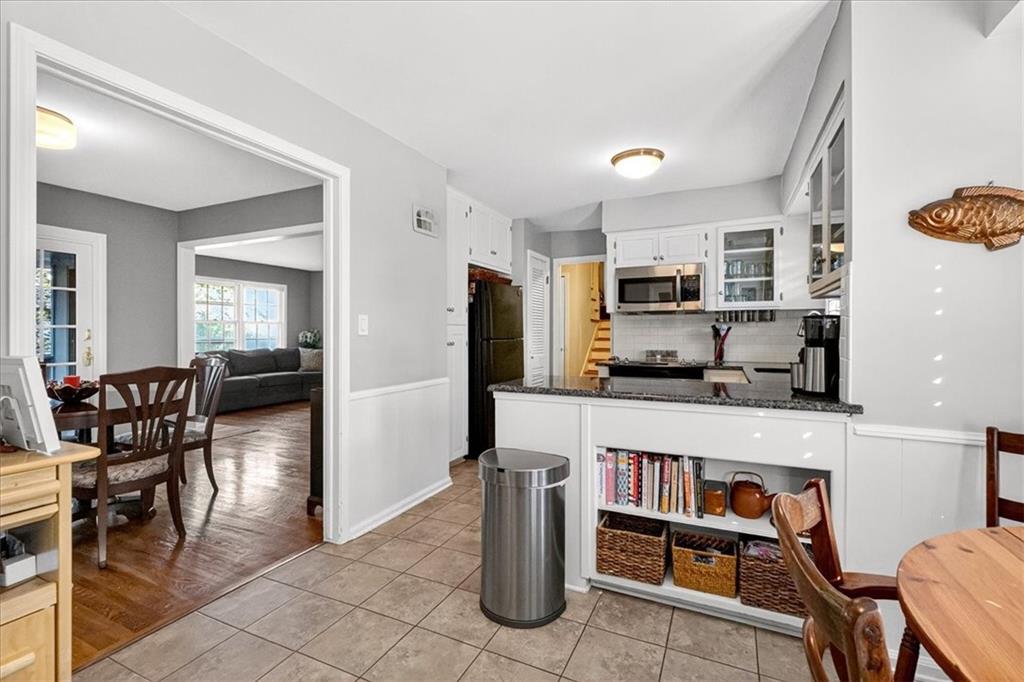 5816 W 87th Terrace