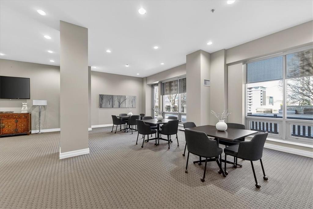 4900 Central Street Unit: 104