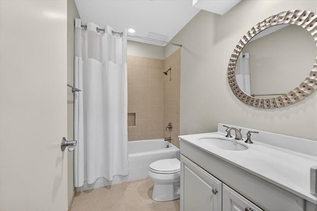 4900 Central Street Unit: 104