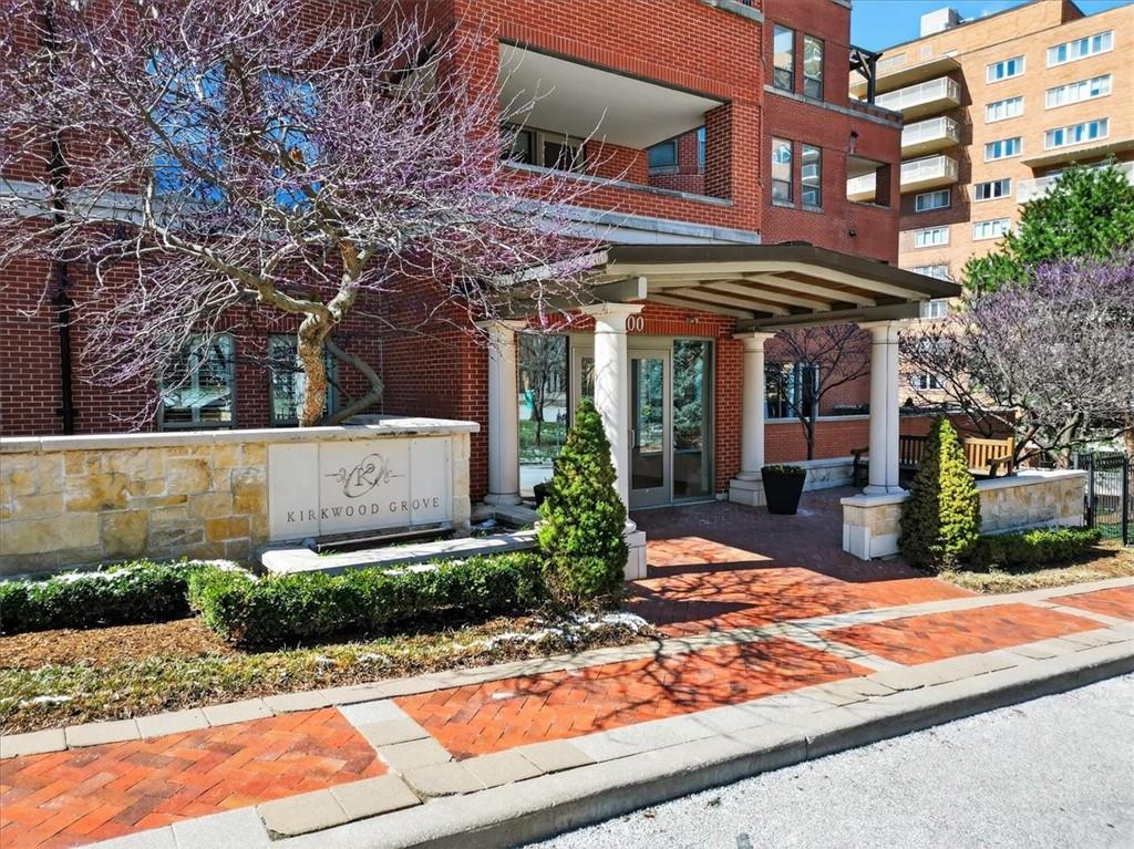 4900 Central Street Unit: 104