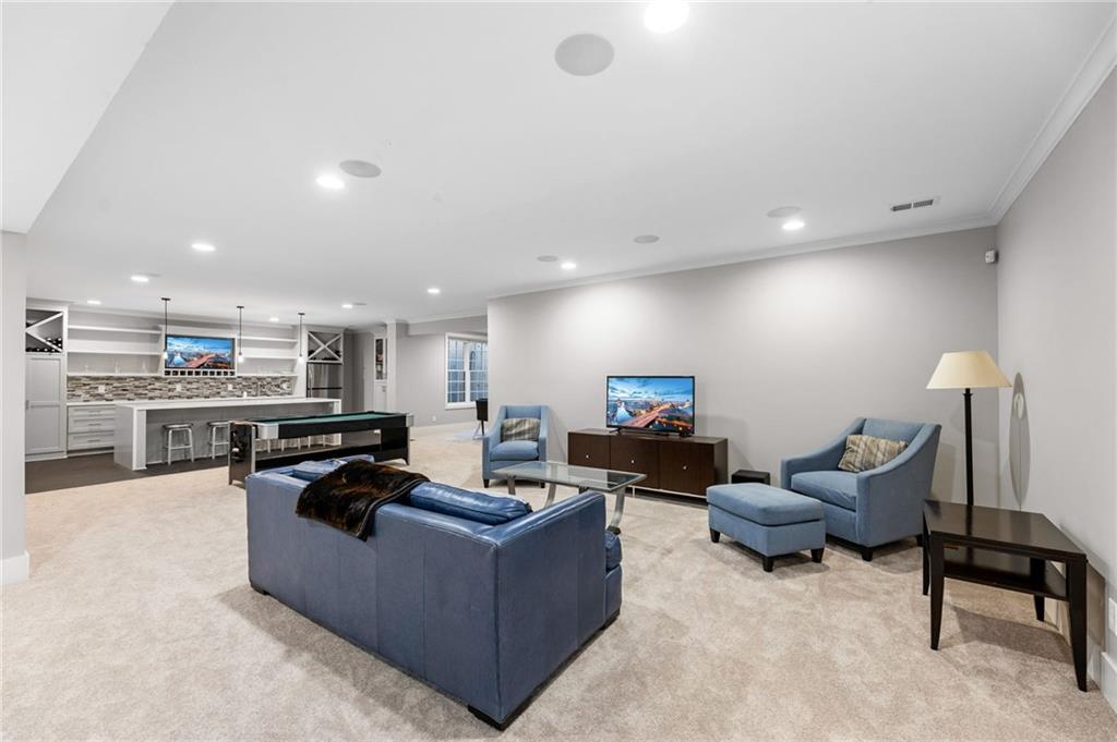5710 Reinhardt Drive