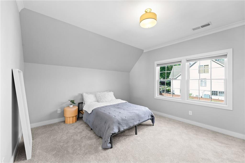 5710 Reinhardt Drive