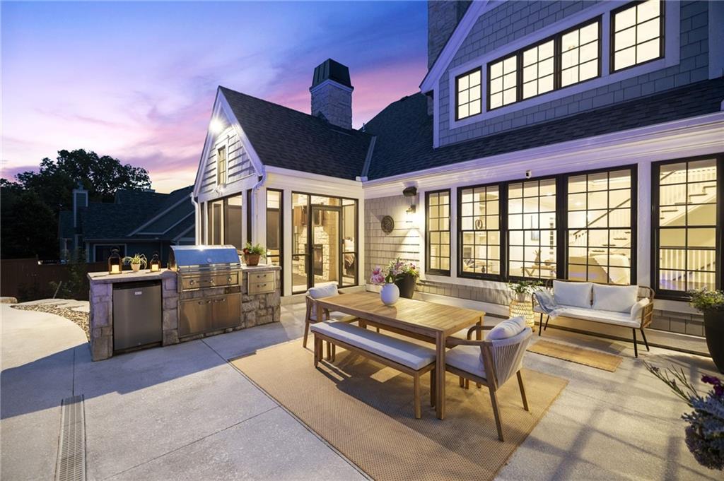 5710 Reinhardt Drive