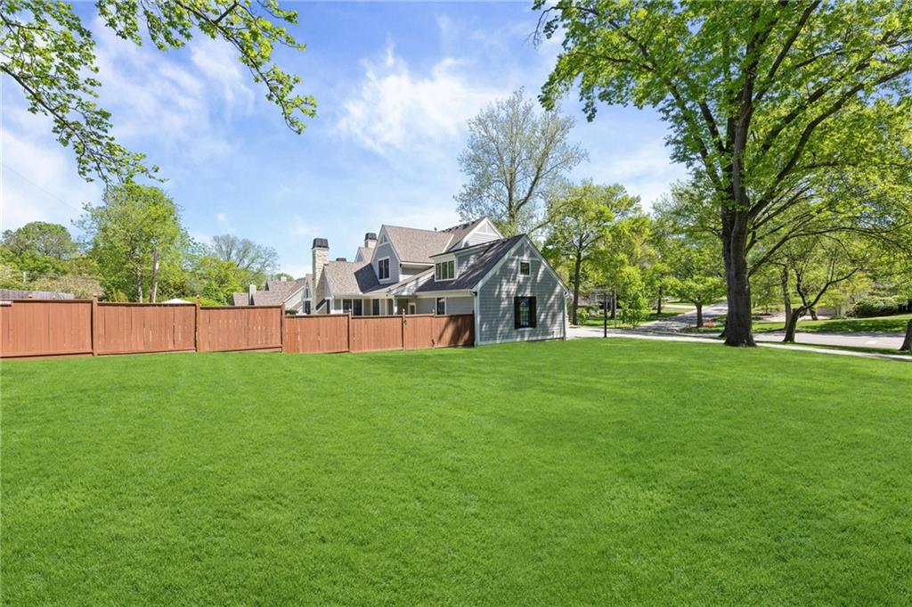 5710 Reinhardt Drive