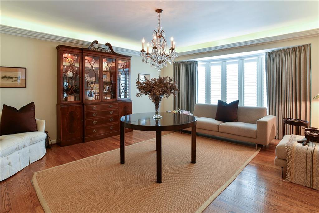 1240 W 64TH Terrace W