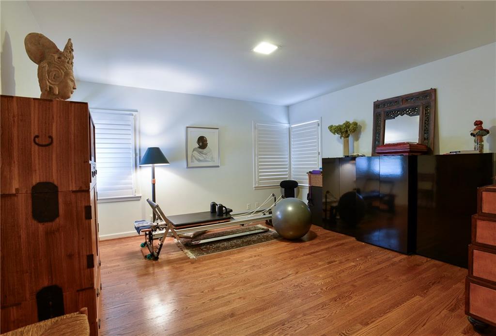 1240 W 64TH Terrace W