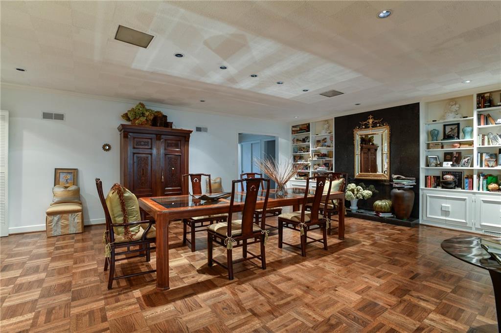 1240 W 64TH Terrace W