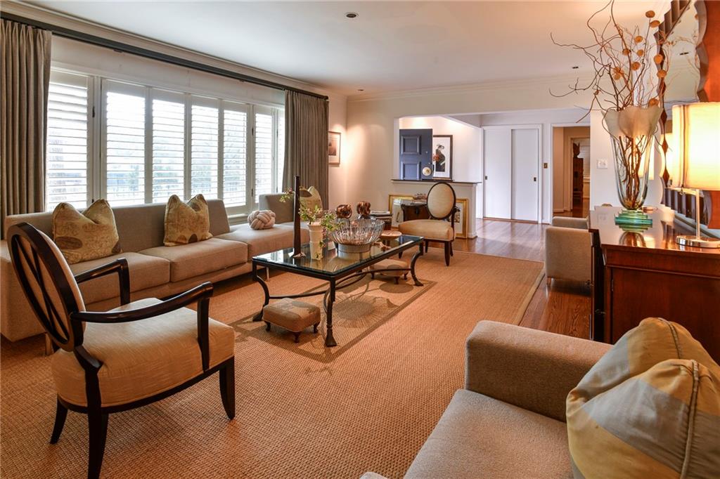 1240 W 64TH Terrace W