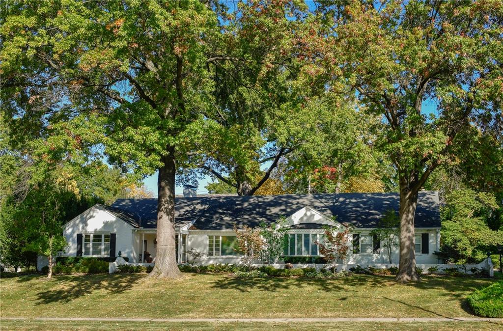 1240 W 64TH Terrace W