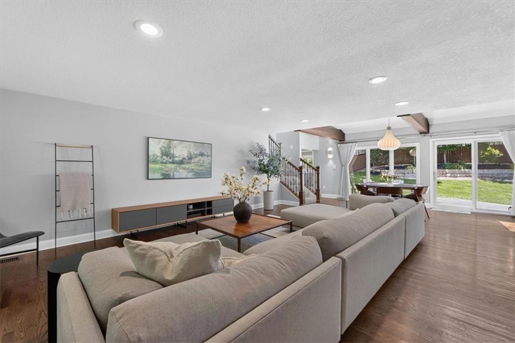5726 Howe Drive