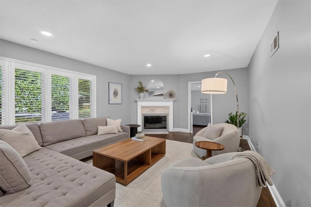 5726 Howe Drive