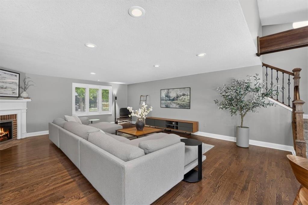 5726 Howe Drive