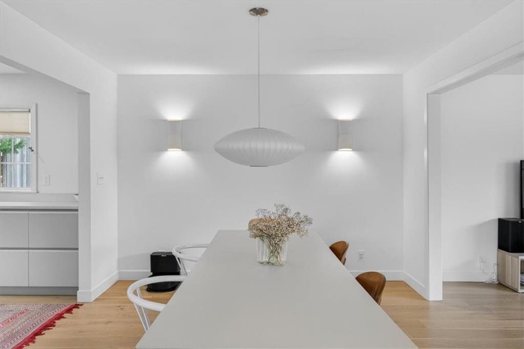 1624 W 50th Street