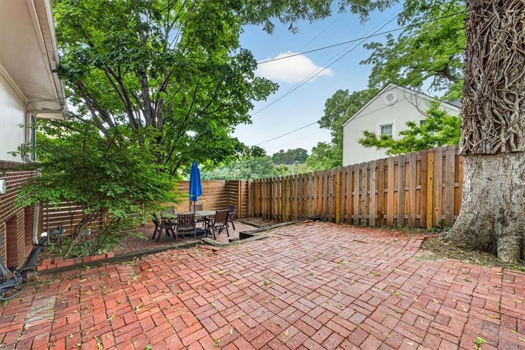 1624 W 50th Street