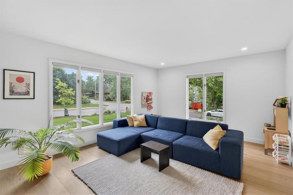 1624 W 50th Street