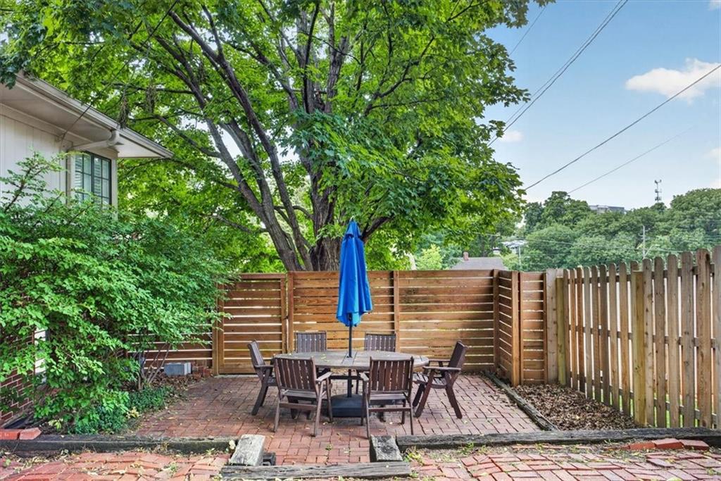 1624 W 50th Street
