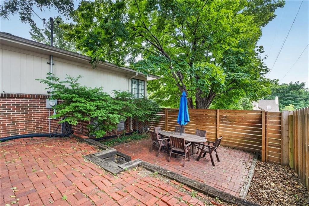 1624 W 50th Street