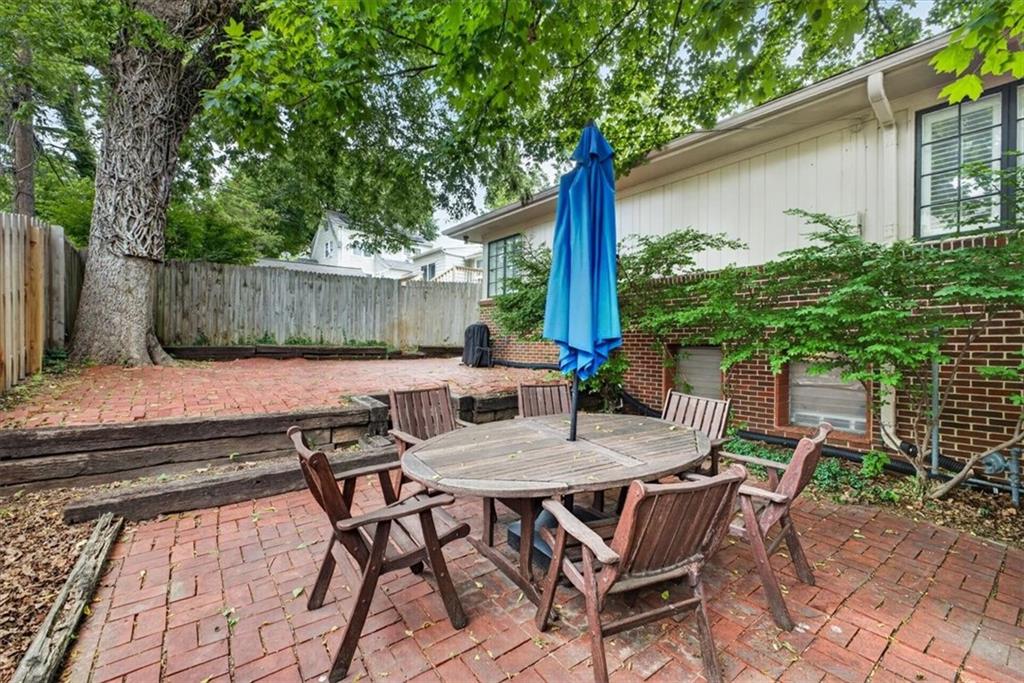 1624 W 50th Street