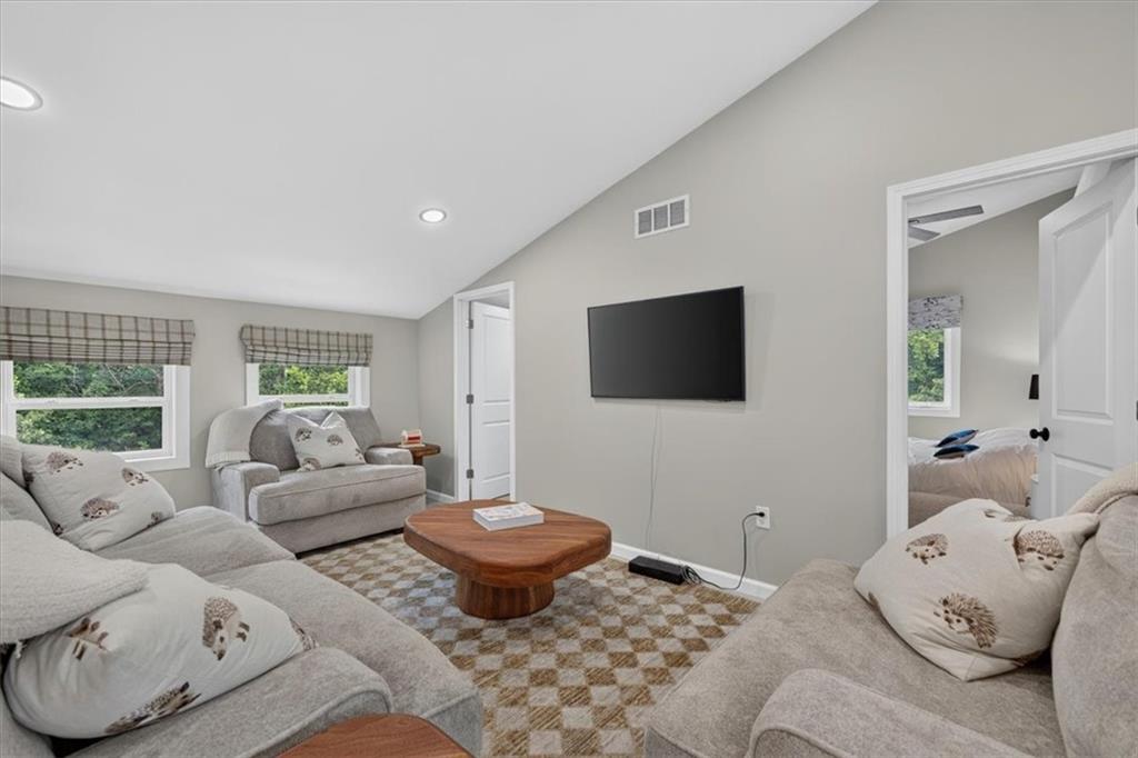 8395 NW Baker Circle