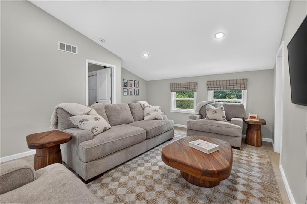 8395 NW Baker Circle