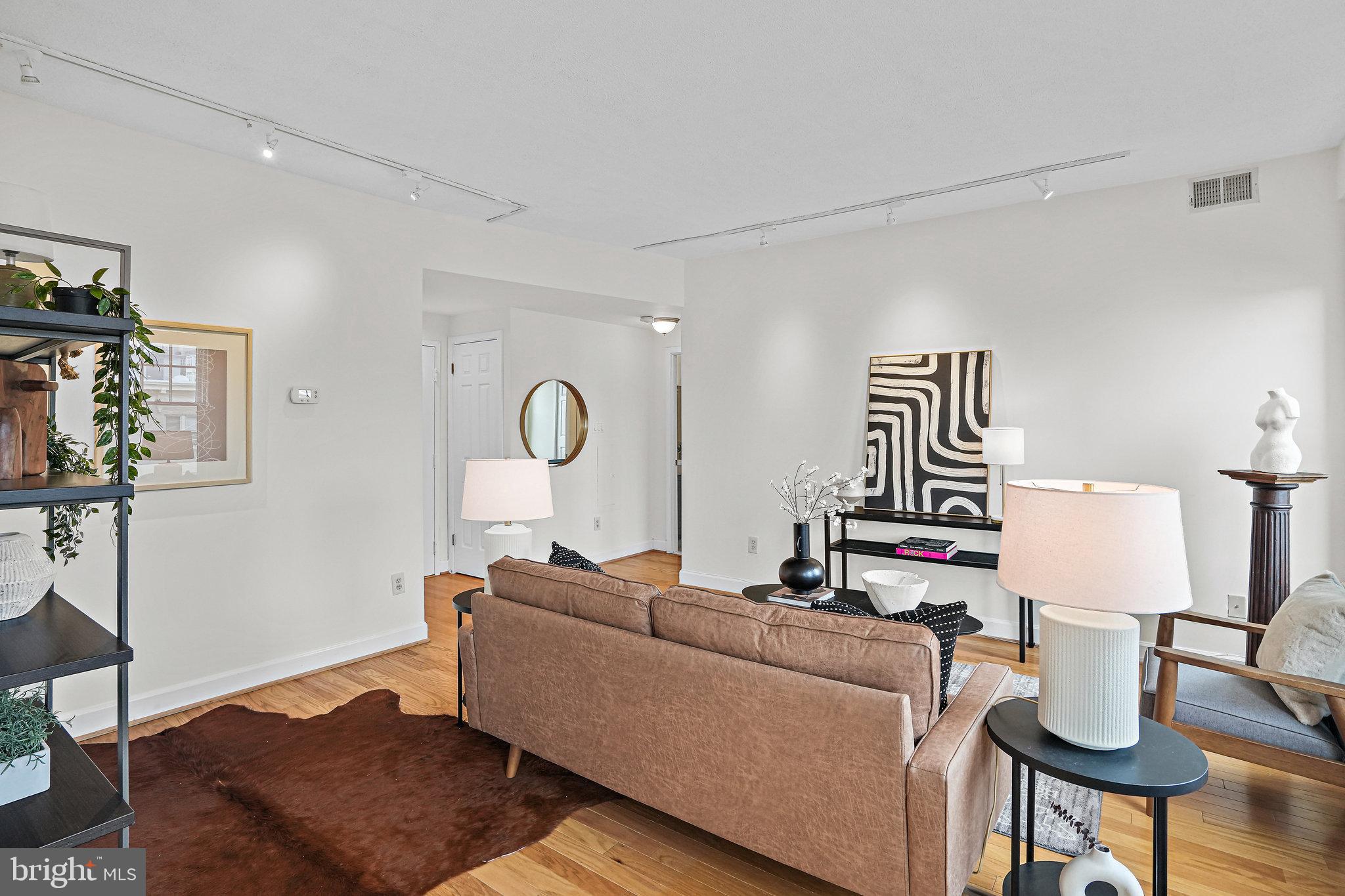 1724 17th STREET NW Unit: 66