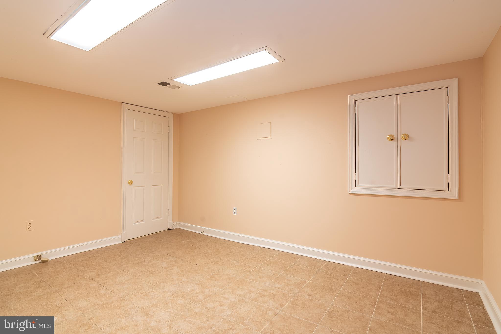 4357 Westover PLACE NW