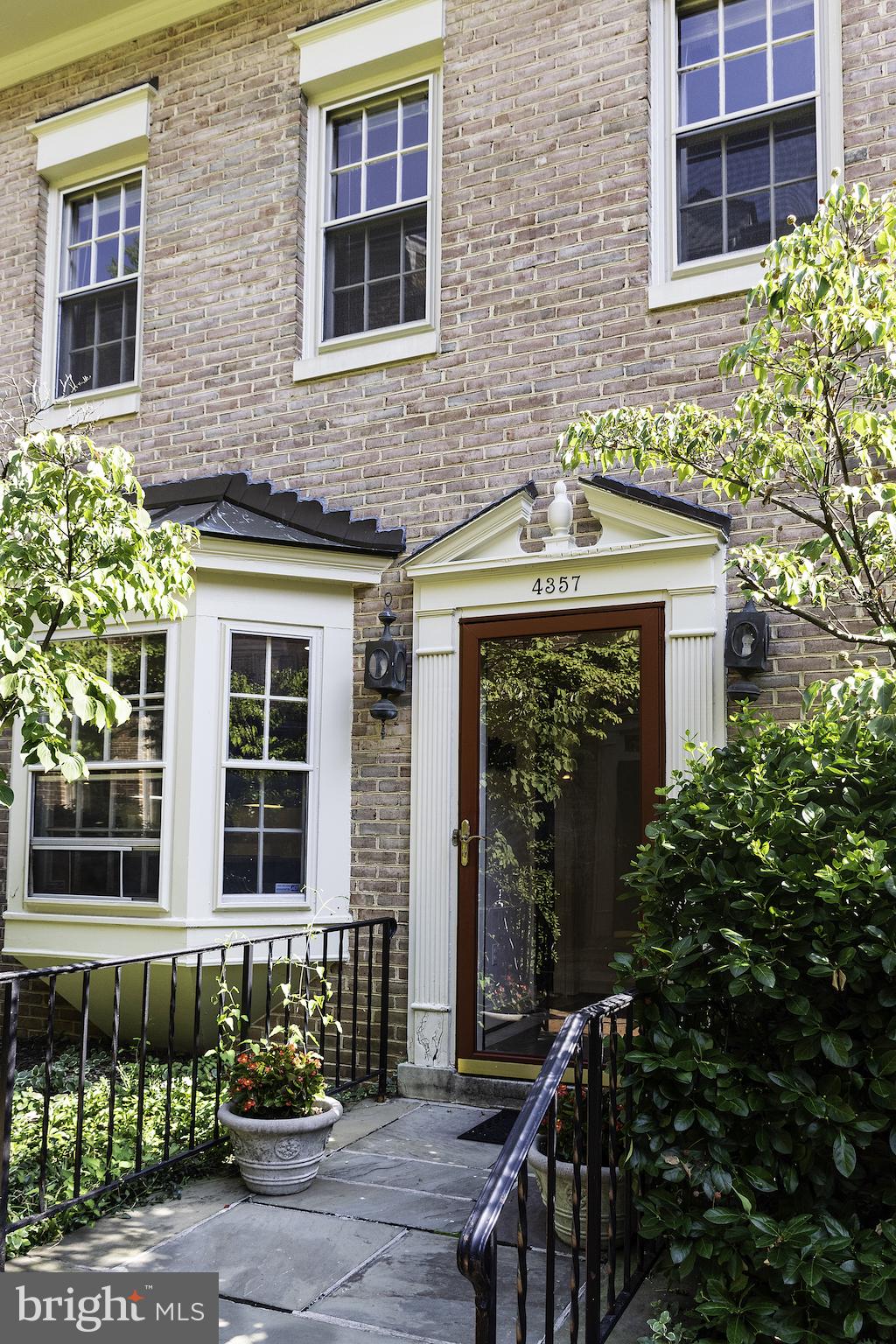 4357 Westover PLACE NW